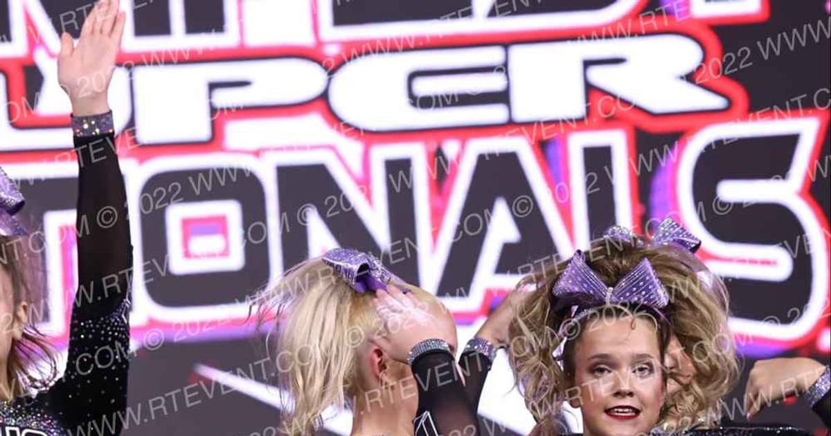 Cheer Athletics Omaha Lady Dynasty · Jamfest Cheer Super Nationals