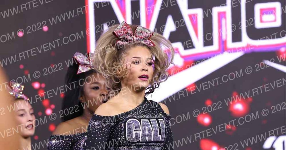 The California All Stars-Mesa Exodus · Jamfest Cheer Super Nationals