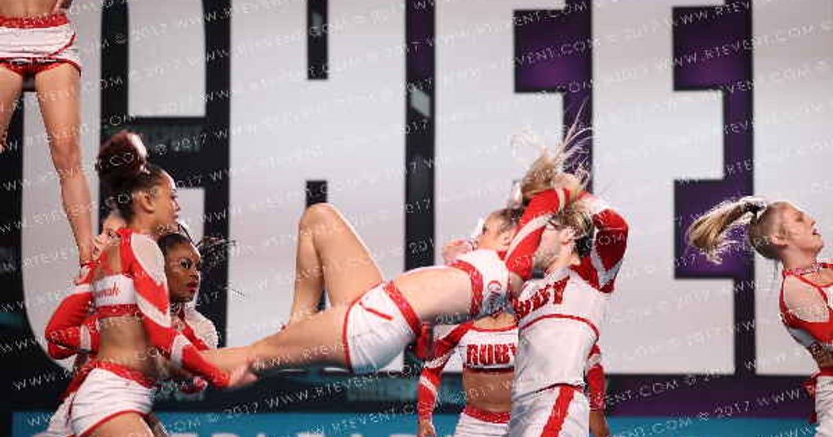 Cheer Savannah Allstars RUBY RED · CHEERSPORT NATIONALS HALL B5