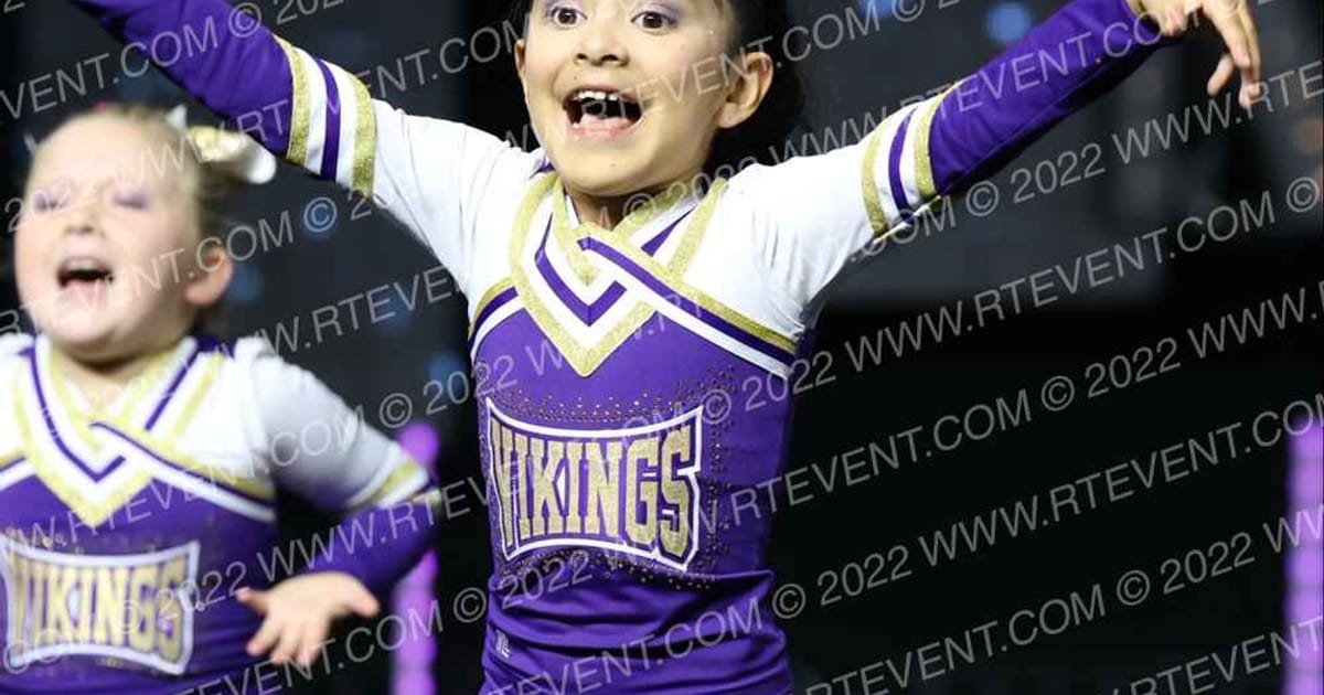 HOLLISTER VIKINGS TINY MITES · YOUTH Nationals