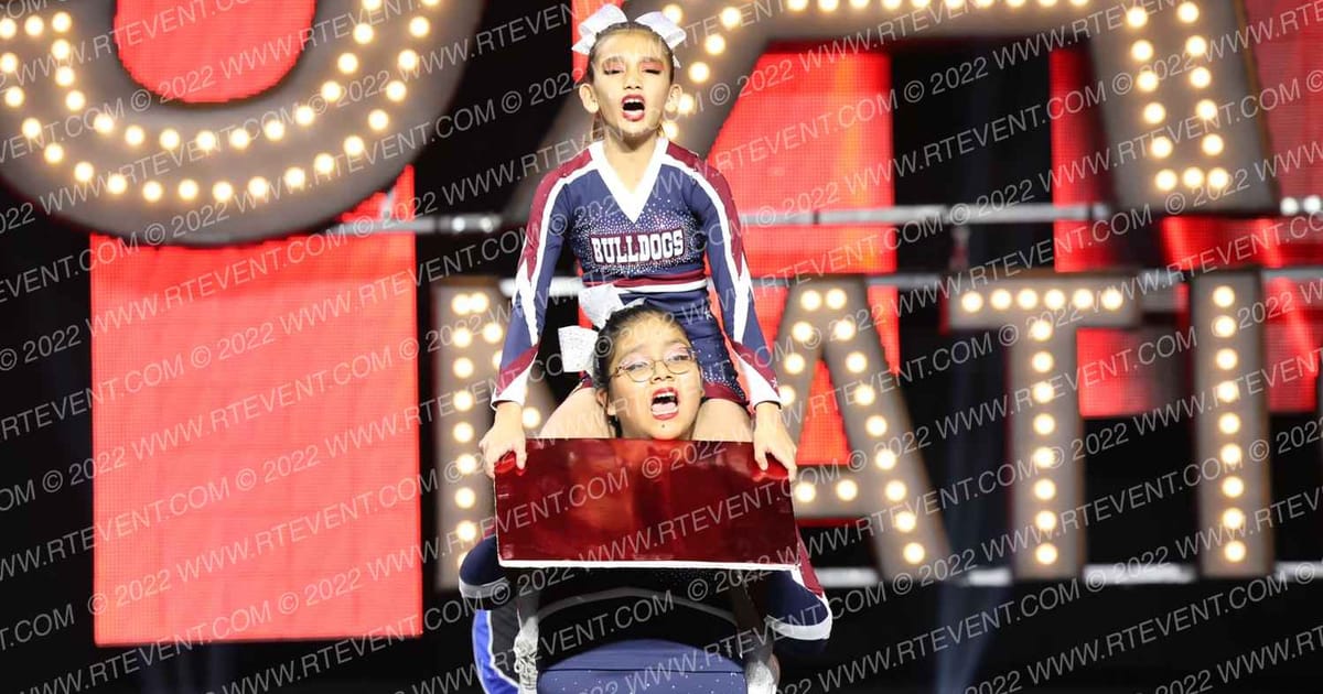 EAST LA BULLDOGS PEEWEES · YOUTH Nationals