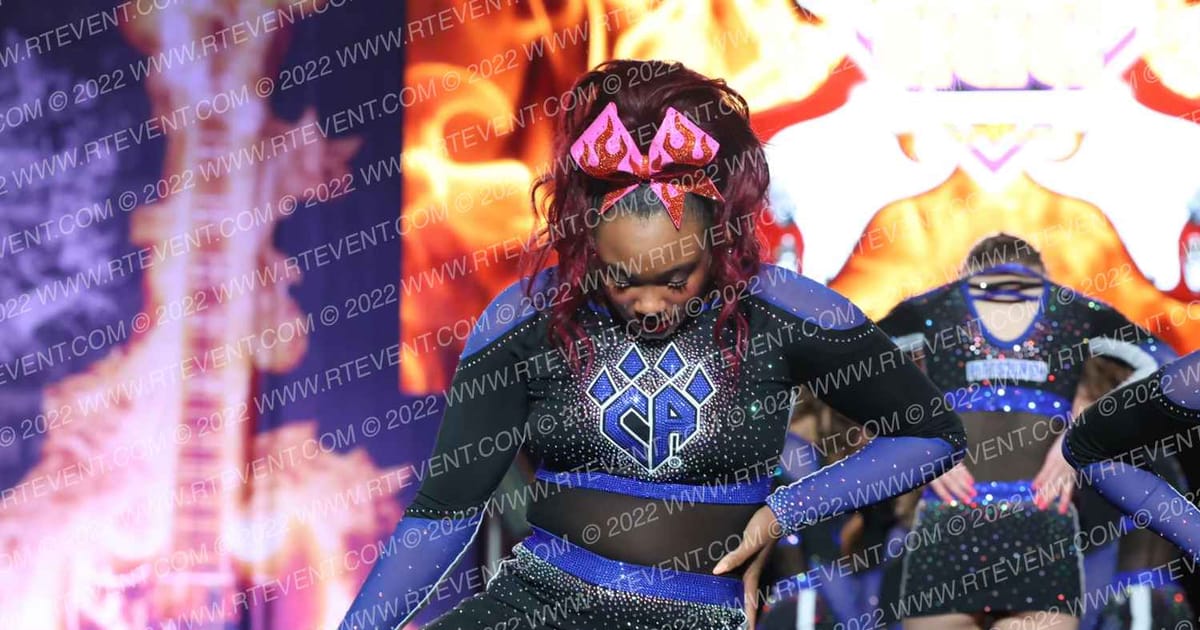 Cheer Athletics Pittsburgh Lithiumcats · Hard Rockin Nationals