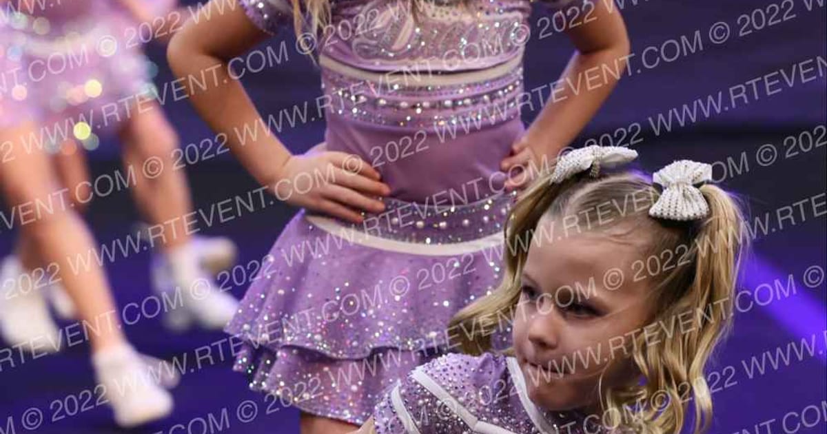 Dream Cheerleading Sweet Dreams · Feel the Power