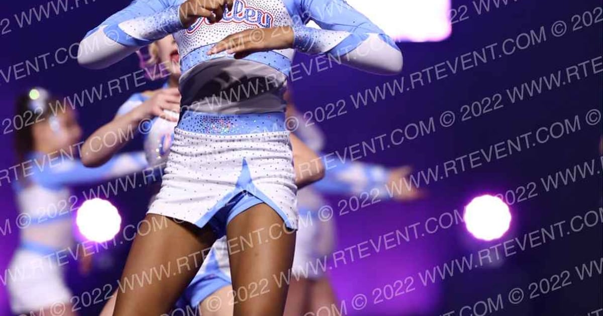 Valley Cheer GLITTERBOMBS · SU Battle at the Boardwalk GN