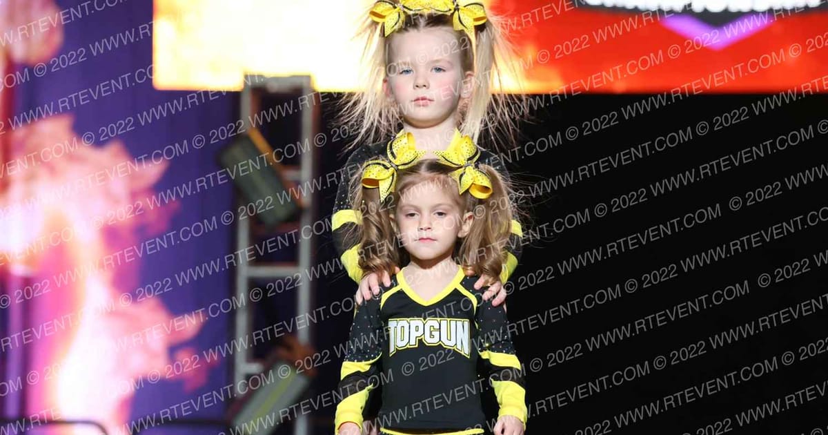 Top Gun Ohio Twinkles · Hard Rockin Nationals