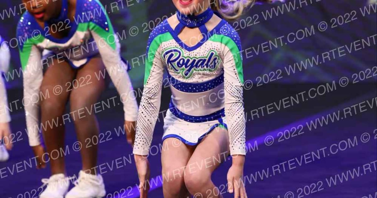 Cheer Strike Royals Monarchs · Feel the Power