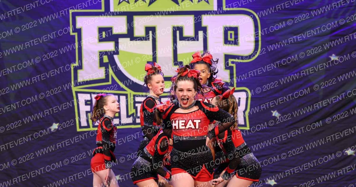 London Heat Cheerleading Nova · Feel the Power