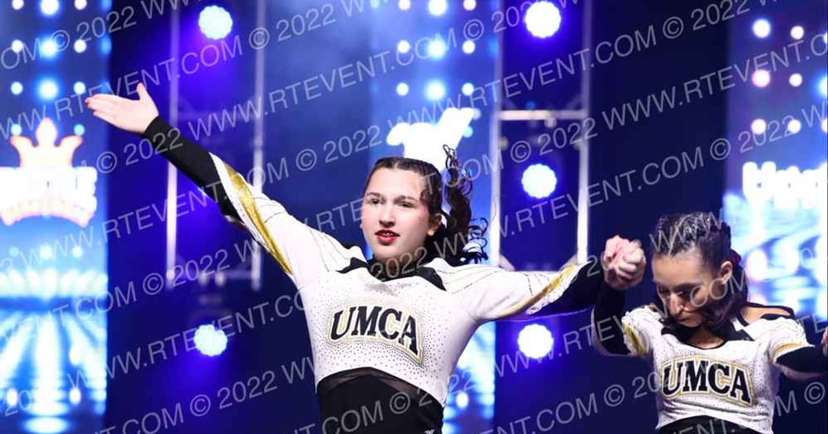 Hornets Competitive Cheerleading Honey Bees · SU Battle at the Boardwalk GN