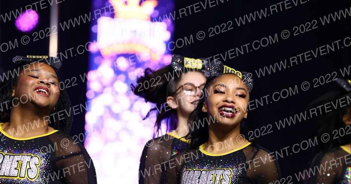 Hornets Competitive Cheerleading Queen Bees · SU Battle at the Boardwalk GN