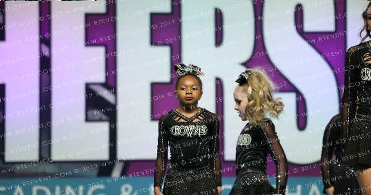 CROWNED ELITE ATHLETICS- QUEEN BEEZ · CHEERSPORT NATIONALS HALL C1
