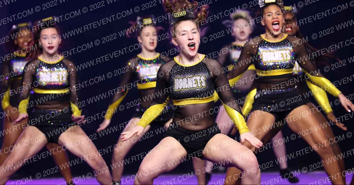 Hornets Competitive Cheerleading Junior Swarm · SU Battle at the Boardwalk GN