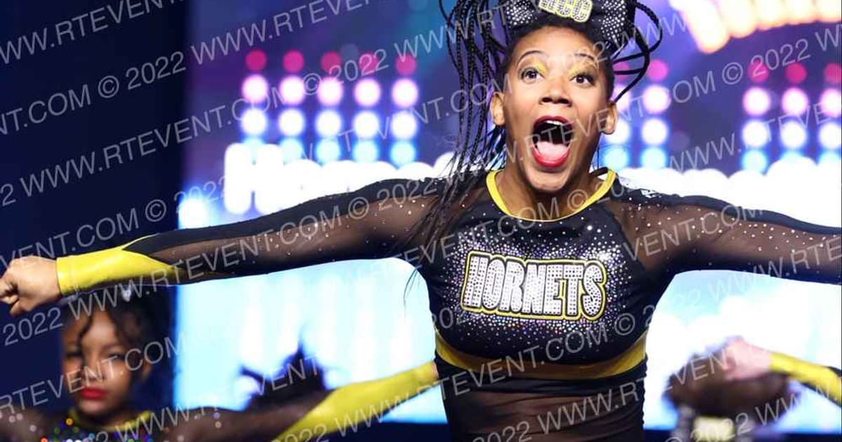 Hornets Competitive Cheerleading Lady Sting · SU Battle at the Boardwalk GN