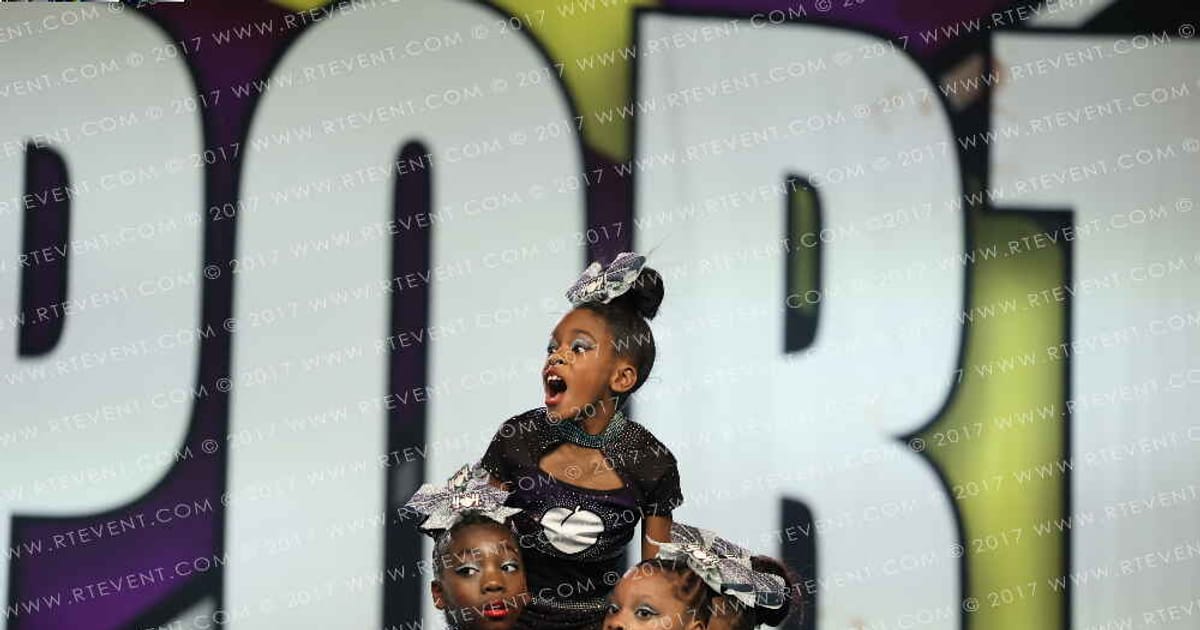 Cheer 404 PrimaDONNAS · CHEERSPORT NATIONALS HALL B3