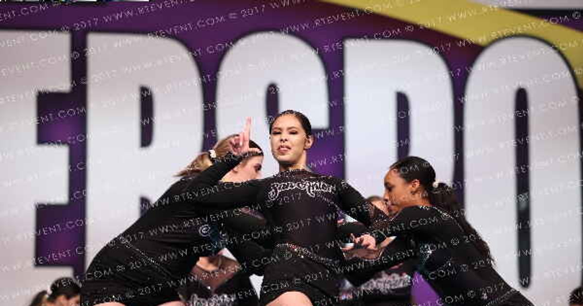 San Antonio Spirit Team Lime · CHEERSPORT NATIONALS HALL B5
