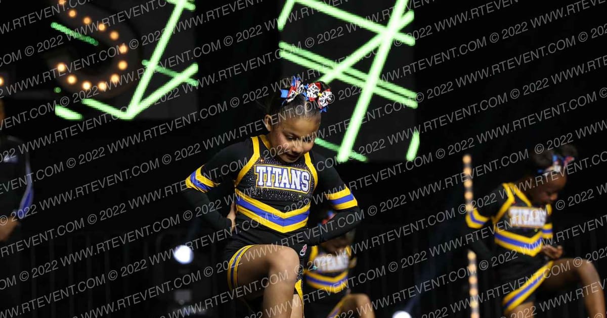 FULLERTON TITANS MITEY MITE CHEER · YOUTH Nationals