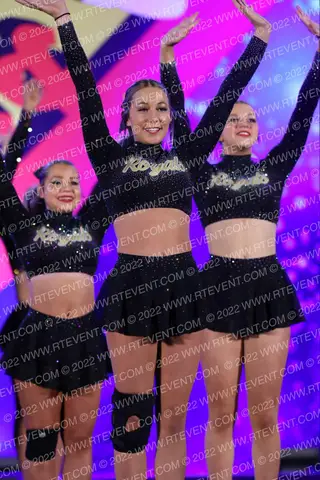 Thrive Cheer Royals Aces