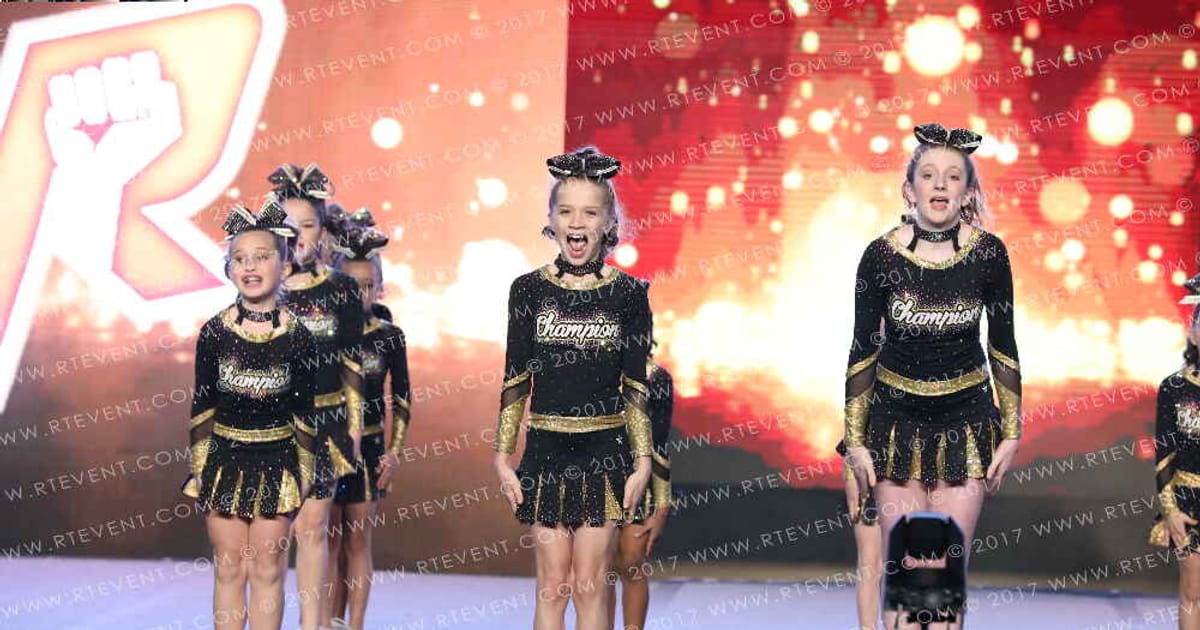 Champion Cheer Sizzlers · Gold Rush Ft Worth