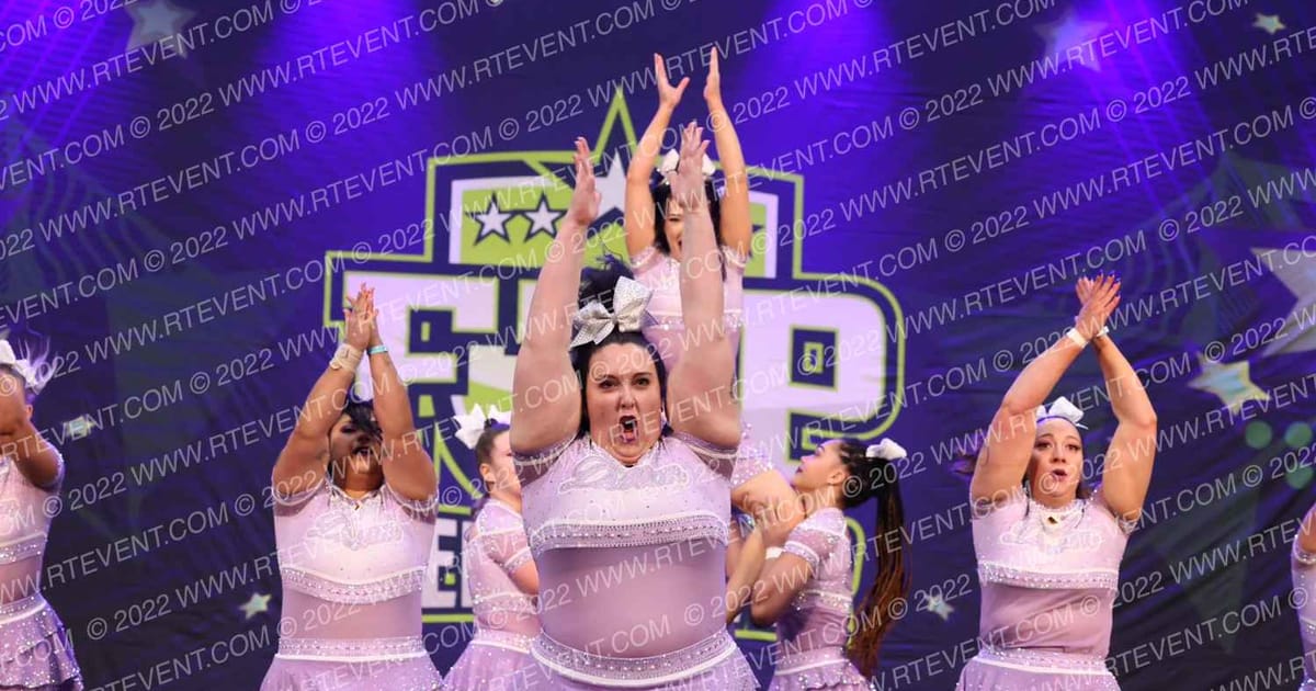Dream Cheerleading Amethyst · Feel the Power