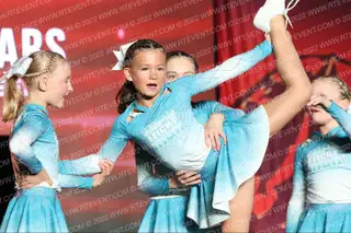 Lake Stevens Youth Cheer Juniors