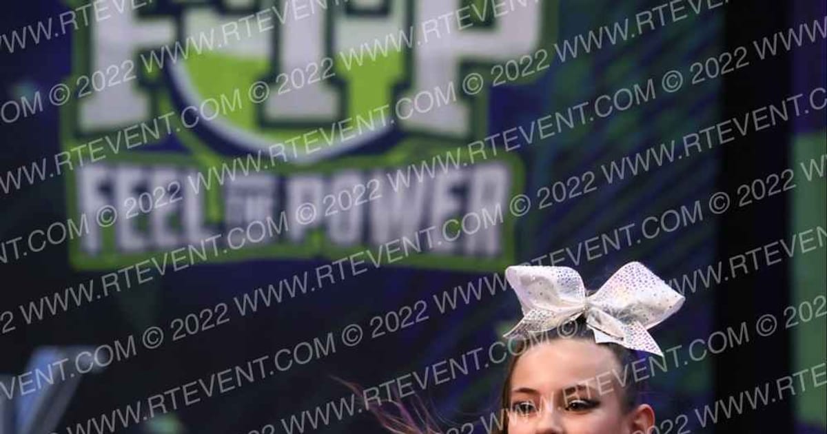 Beach Cheer Athletics H3lios · Feel the Power