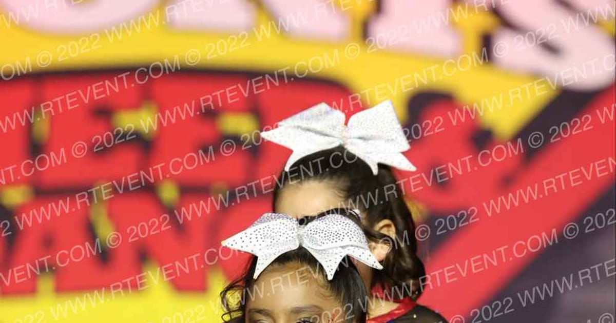 American Cheer MINI STARS · Spirit Sports Palm Springs Grand Nationals