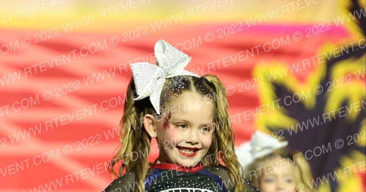 American Cheer Tiny Twinkles · Spirit Sports Palm Springs Grand Nationals