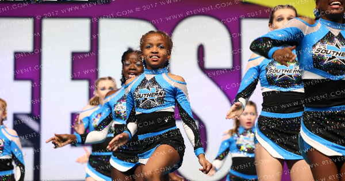 Newnan Southern Stars COMETS · CHEERSPORT NATIONALS HALL C2