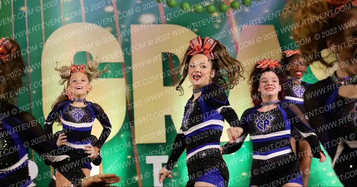 Cheer Athletics Emerald Coast Bay Benga1s · Mardi Gras Biloxi Showdown DIDII