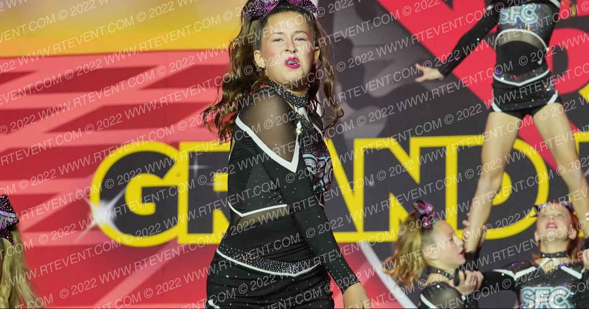 South Force Cheer Bombshells · Spirit Sports Palm Springs Grand Nationals