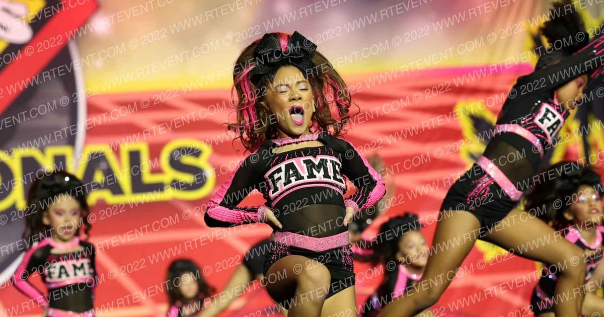 West Coast Fame Allstars BOMBSHELLS · Spirit Sports Palm Springs Grand Nationals