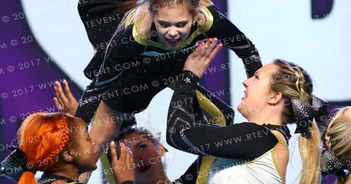 C4 Longhorns Gold · CHEERSPORT NATIONALS HALL B2