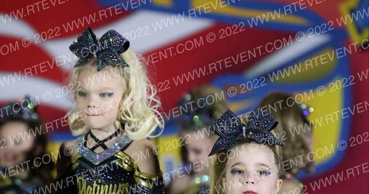 Platinum Athletics Sparkle · The American Gateway St Louis Nationals