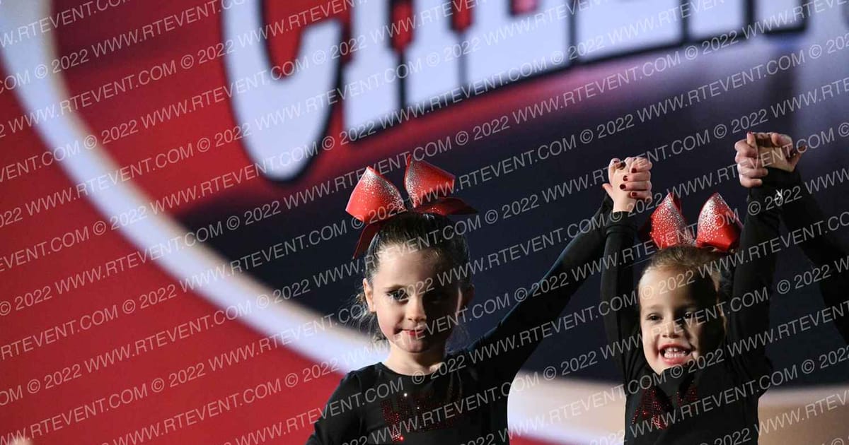 Heat All Stars Tiny Torch · Cheer Power Reading Showdown