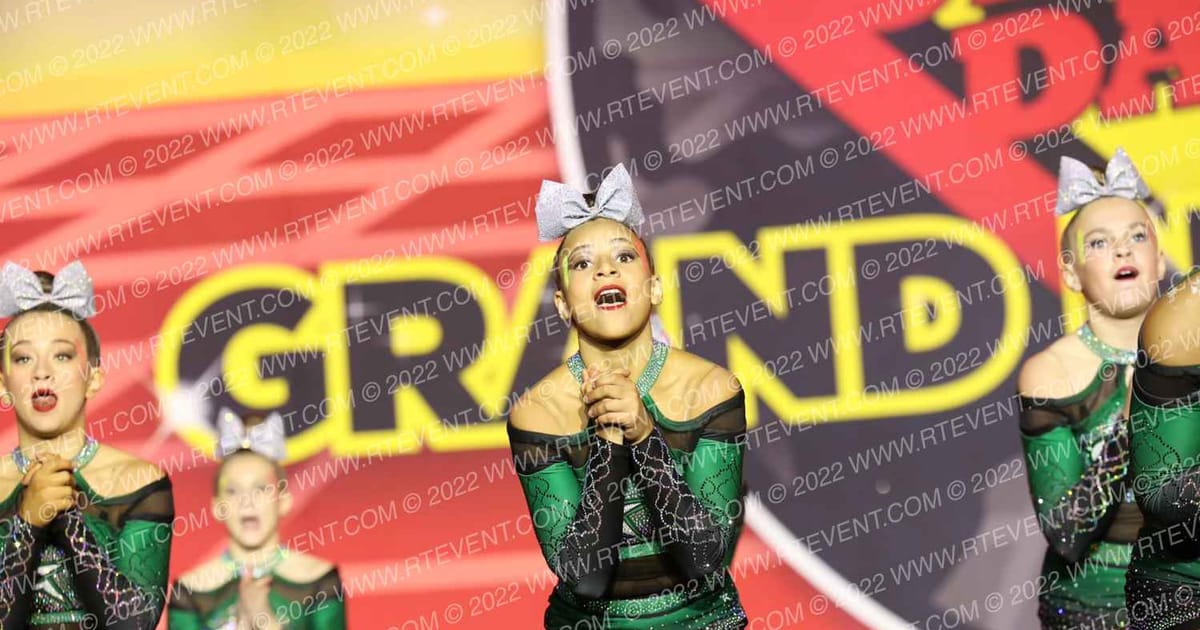 CheerForce Arizona Stryker · Spirit Sports Palm Springs Grand Nationals