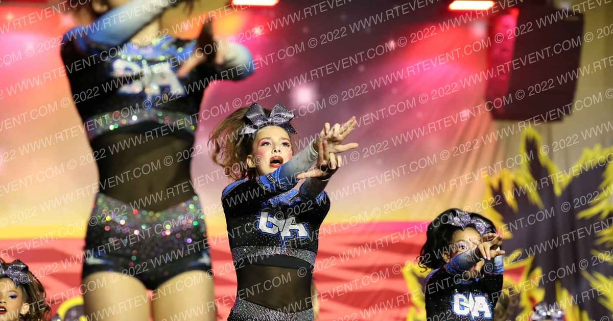 The California All Stars-Las Vegas SHIMMER · Spirit Sports Palm Springs Grand Nationals