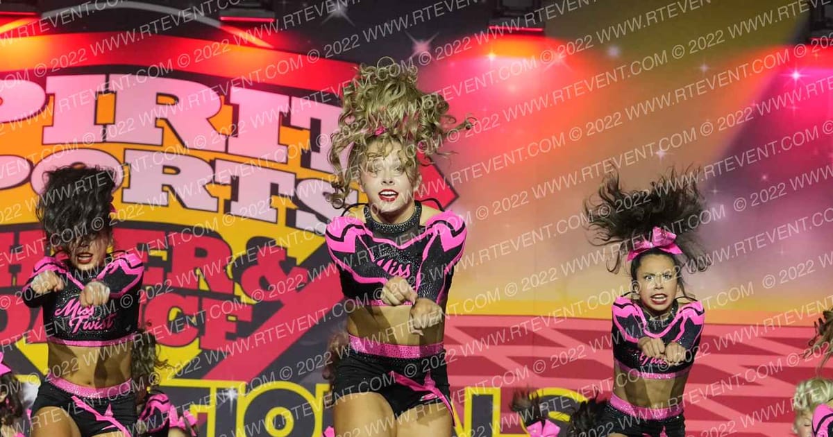 South Coast Cheer Miss Twist · Spirit Sports Palm Springs Grand Nationals
