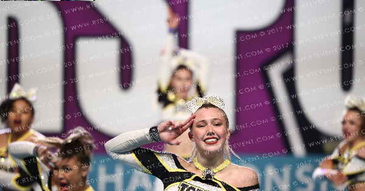 Top Gun All Stars Platinum Jags · CHEERSPORT NATIONALS HALL B4