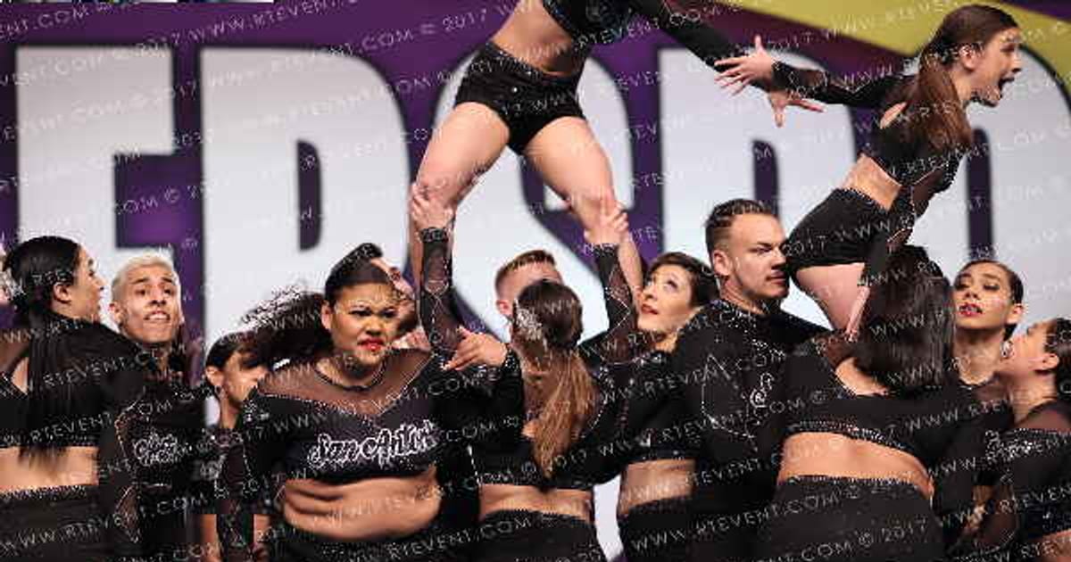 San Antonio Spirit Team Smoke · CHEERSPORT NATIONALS HALL B5