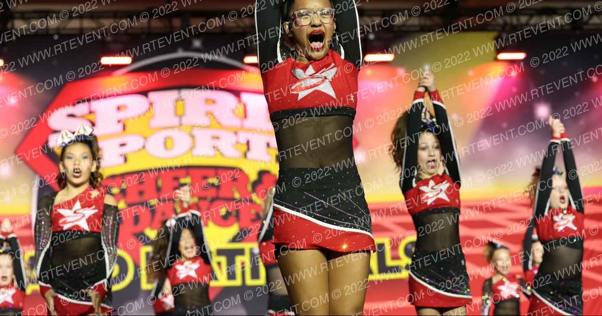 Starstruck Showstoppers · Spirit Sports Palm Springs Grand Nationals