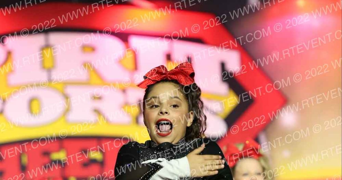 Fusion All Stars Firebolts · Spirit Sports Palm Springs Grand Nationals