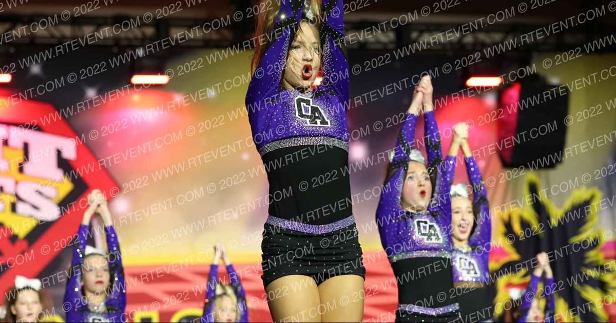 Champion All Stars Golden Gang · Spirit Sports Palm Springs Grand Nationals