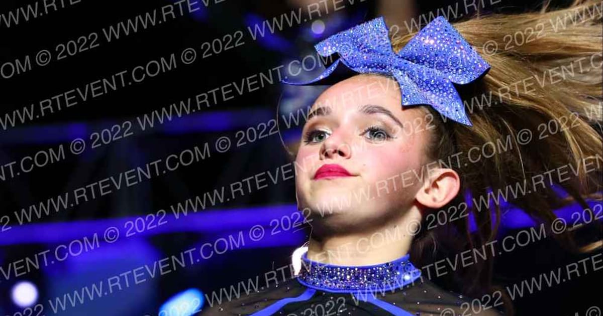 East Celebrity Elite - Hingham ICY CREW · Athletic Championships Grand Nationals