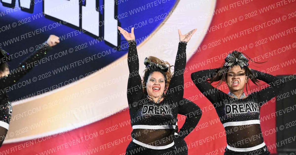 Dream Athletics Luna · Cheer Power Reading Showdown