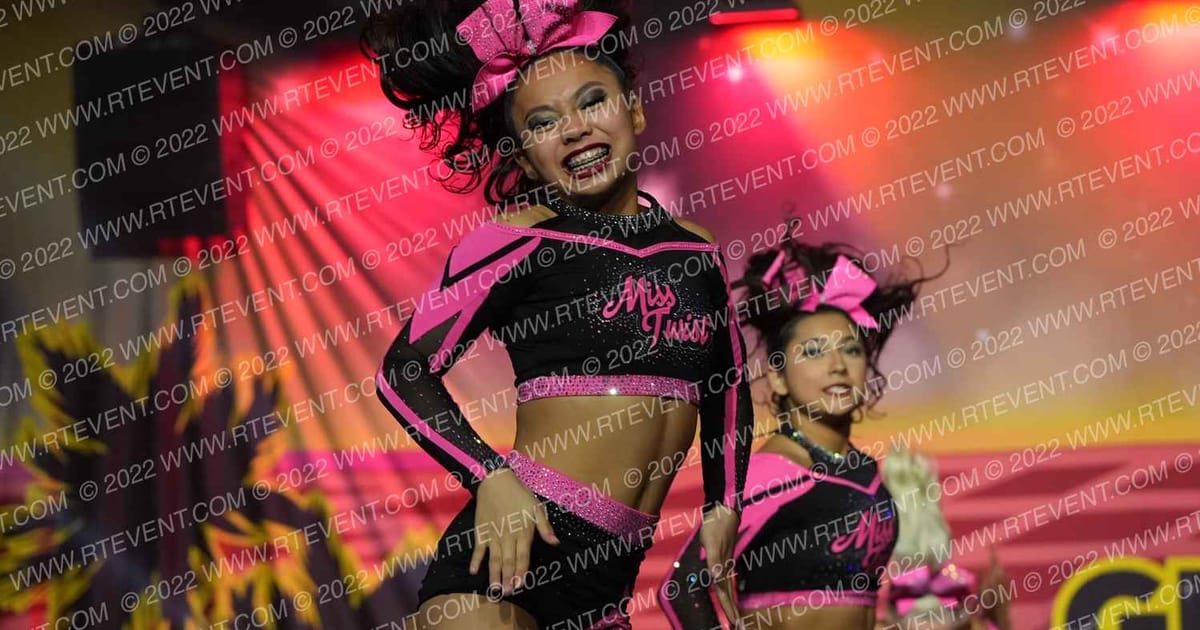 South Coast Cheer Miss Twist · Spirit Sports Palm Springs Grand Nationals