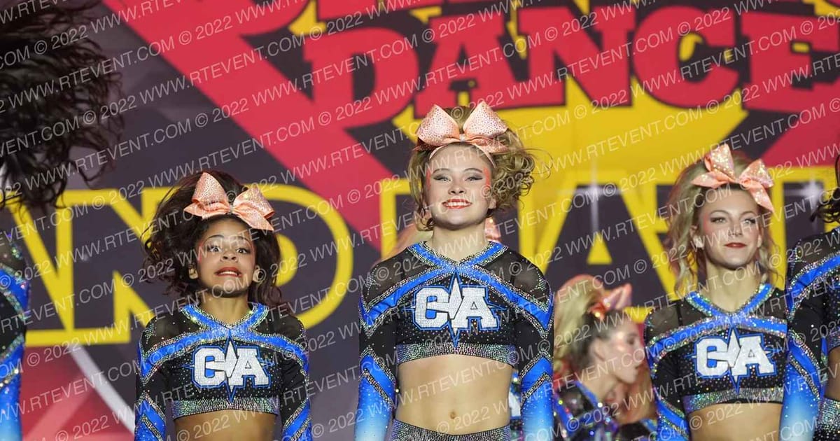 The California All Stars-San Marcos Covergirls · Spirit Sports Palm Springs Grand Nationals