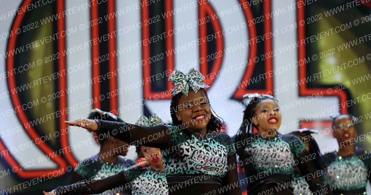 Legacy Cheer Glitter · Encore Nashville Showdown DIDII