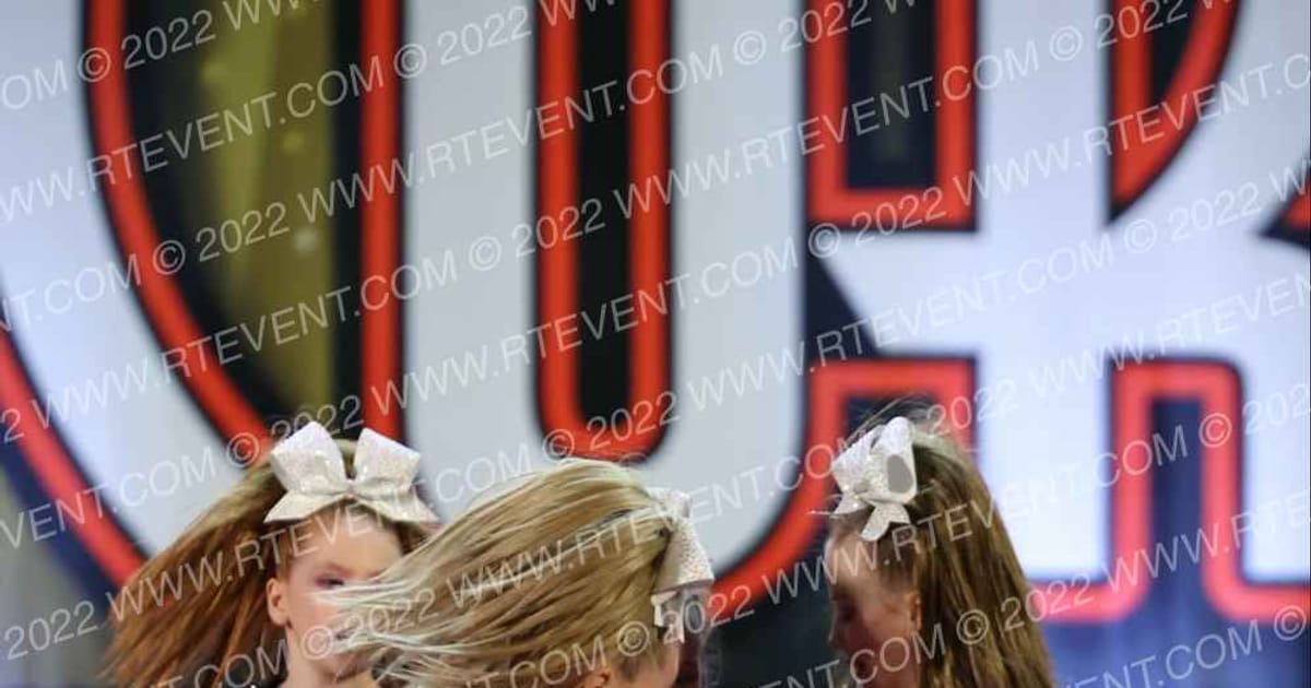 Clarksville Elite Cheer Center Moonstone · Encore Nashville Showdown DIDII