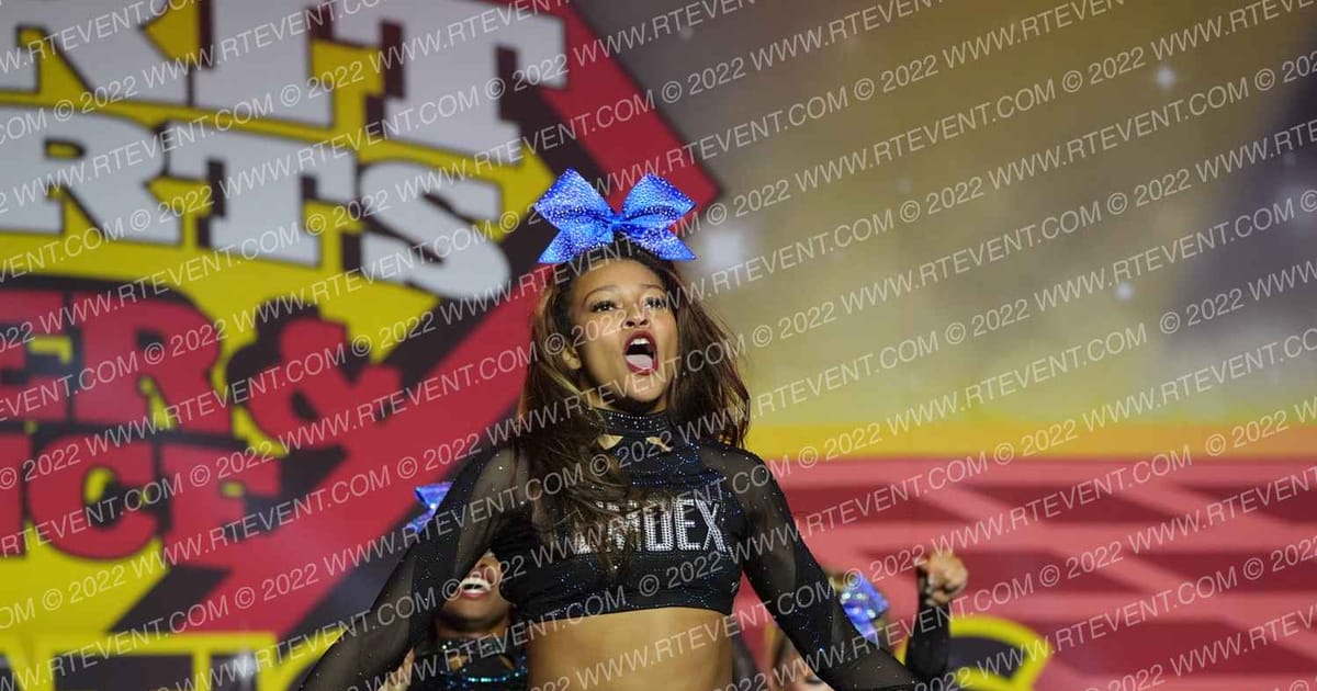 Cheer Extreme - Raleigh SMOEX · Spirit Sports Palm Springs Grand Nationals