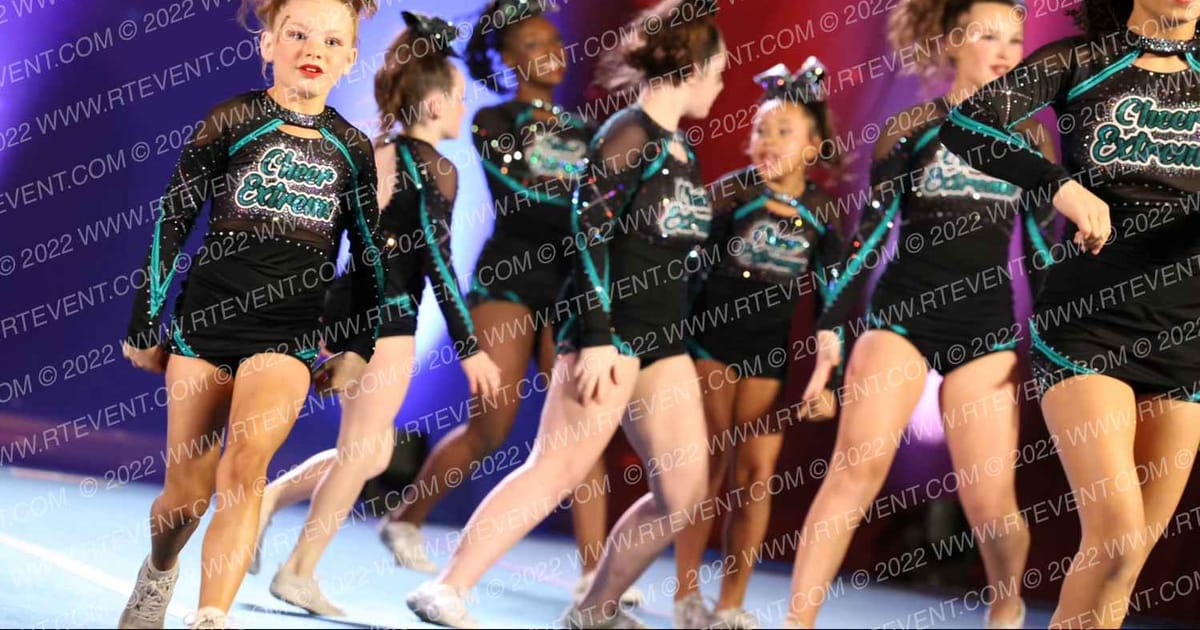 Cheer Extreme Kernersville Royalty · American Superstarz Concord
