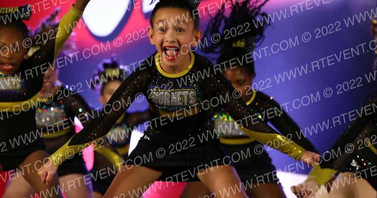 Hornets Competitive Cheerleading Boss Bees · Cheer Power Trenton